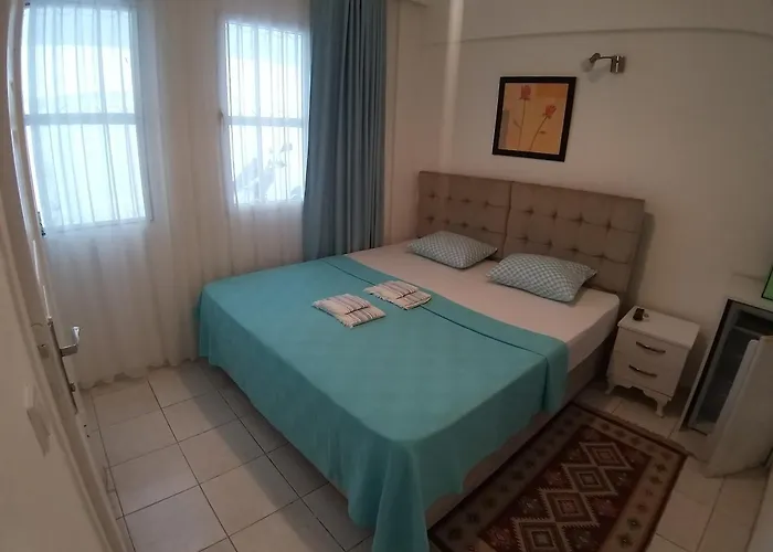 Beyaz Pansiyon Çeşme