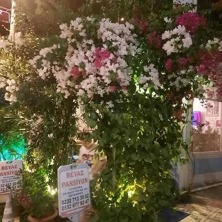 Beyaz Cesme